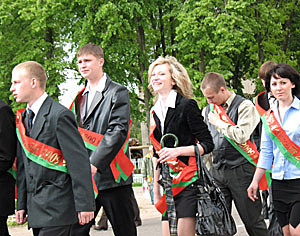 Появится ли у белорусских и российских школьников общий экзамен?