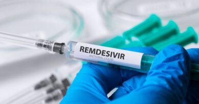 Еврокомиссия одобрила первый препарат для лечения COVID-19 Еврокомиссия одобрила первый препарат для лечения COVID-19
