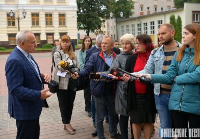 Вопросы развития АПК Витебской области и проведения «Дажынак-2021» стали главными на пресс-конференции председателя облисполкома Николая Шерстнёва Вопросы развития АПК Витебской области и проведения «Дажынак-2021» стали главными на пресс-конференции председателя облисполкома Николая Шерстнёва