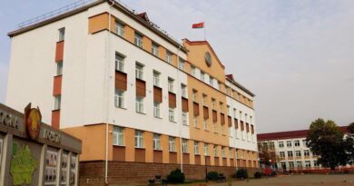 Поздравление с Праздником труда от районной власти Сенненского района