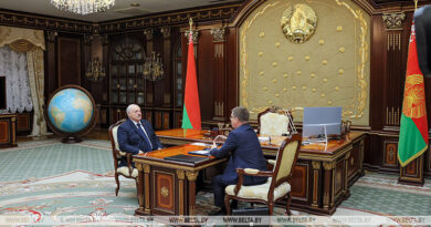Лукашенко: профсоюзы должны быть мощной базой для поддержания стабильности в белорусском обществе