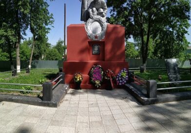 За штурвалом отважные летчики