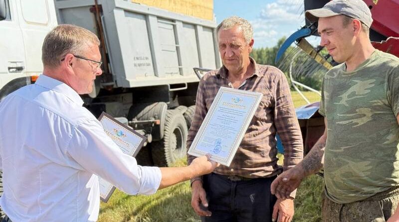 На Сенненщине чествовали очередных передовиков на уборке урожая