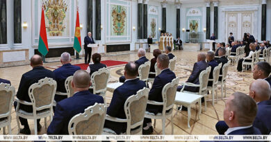 «Вами гордится страна!» Лукашенко вручил награды заслуженным аграриям Беларуси