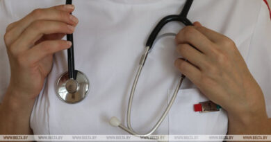 «Вакцины приносят результат – для каждого поколения»