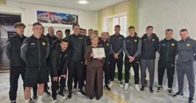 Футбольный клуб «Макслайн» с благотворительной миссией посетил Богушевский детский социальный пансионат «Лучезарный»