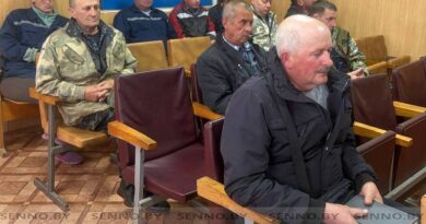 Современному белорусу важно знать историю своей страны, акцентировал во время встречи с трудовым коллективом филиала ВОМС Андрей Лебедев Современному белорусу важно знать историю своей страны, акцентировал во время встречи с трудовым коллективом филиала ВОМС Андрей Лебедев