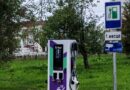 В Сенно появилась электрозарядная станция «Evika!»