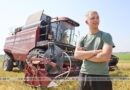 Для Ивана Быкова, старшего инструктора-спасателя Сенненского РОЧС, нынешняя уборочная страда стала настоящим боевым крещением Для Ивана Быкова, старшего инструктора-спасателя Сенненского РОЧС, нынешняя уборочная страда стала настоящим боевым крещением